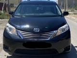 Toyota Sienna 2014 года за 7 500 000 тг. в Атырау – фото 2