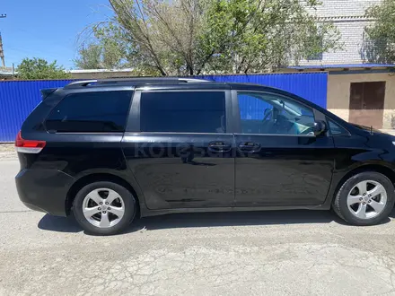 Toyota Sienna 2014 года за 7 800 000 тг. в Атырау – фото 4