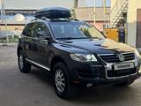 Volkswagen Touareg 2007 годаүшін8 500 000 тг. в Алматы – фото 2