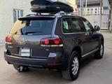 Volkswagen Touareg 2007 годаүшін8 500 000 тг. в Алматы – фото 3