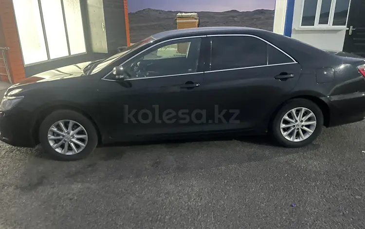 Toyota Camry 2015 года за 10 000 000 тг. в Астана