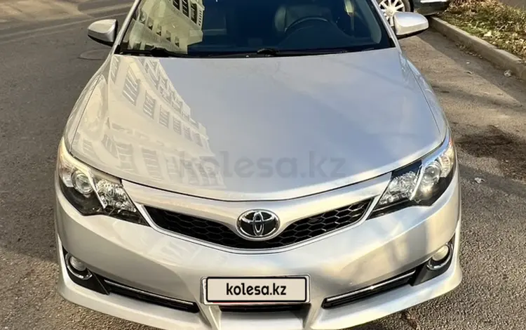 Toyota Camry 2014 года за 10 000 000 тг. в Алматы