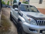 Toyota Land Cruiser Prado 2004 года за 11 000 000 тг. в Астана – фото 2