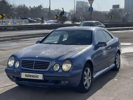 Mercedes-Benz CLK 230 1998 года за 2 700 000 тг. в Астана – фото 9