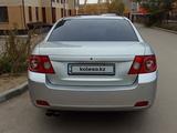 Chevrolet Epica 2006 года за 2 100 000 тг. в Караганда – фото 4