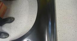 Передний крыло 80.100.105 крузак LX470 за 1 981 тг. в Алматы – фото 3