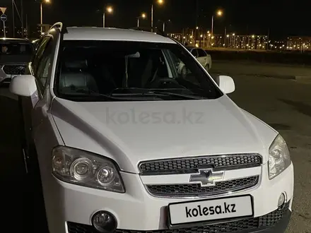 Chevrolet Captiva 2010 года за 4 300 000 тг. в Усть-Каменогорск