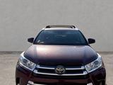 Toyota Highlander 2018 года за 15 500 000 тг. в Атырау – фото 3