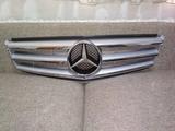 Решетка радиатора Mercedes Benz C class W204 за 50 000 тг. в Алматы
