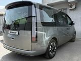 Hyundai Staria 2023 года за 21 500 000 тг. в Алматы – фото 5