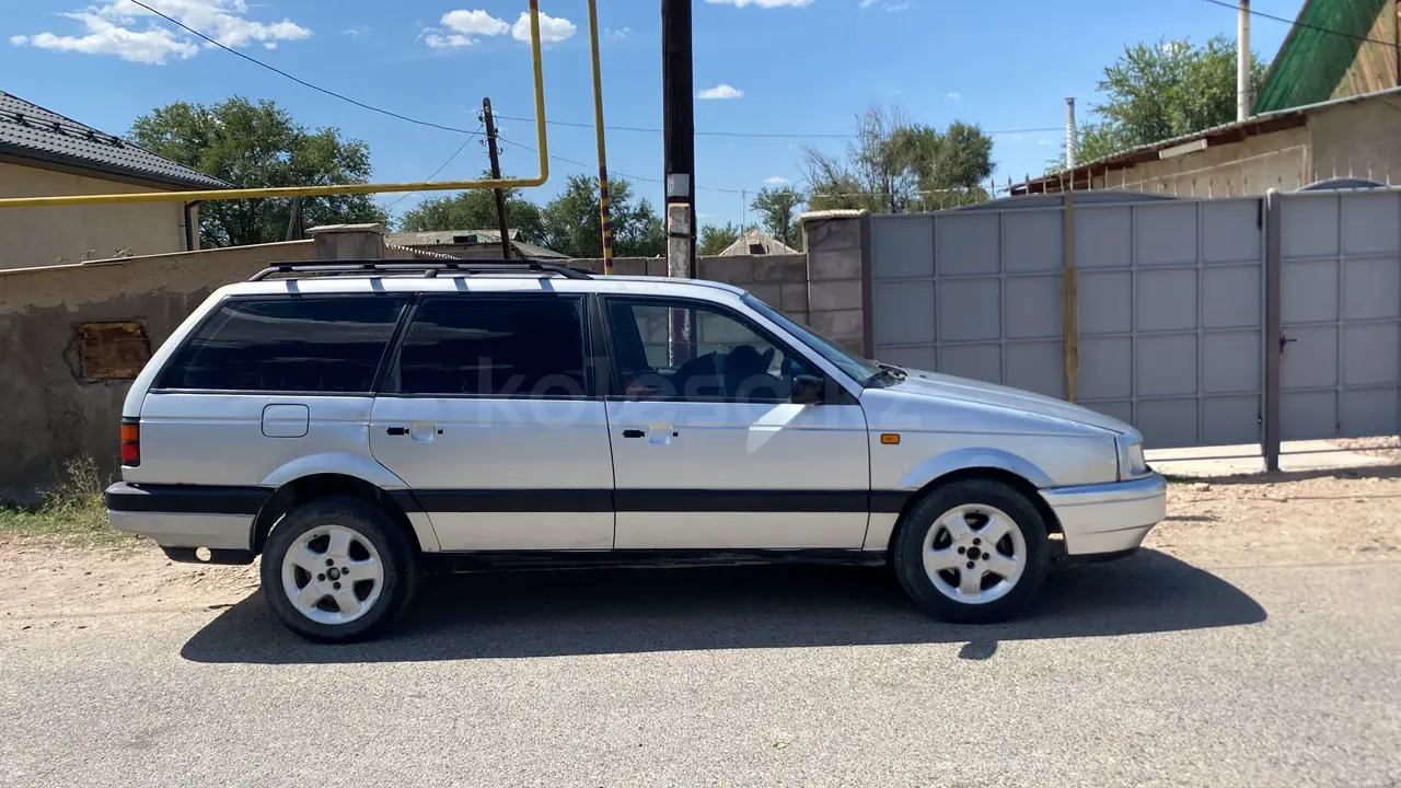 Volkswagen Passat, 1990