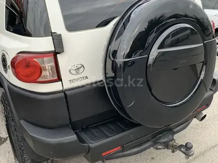 Toyota FJ Cruiser 2008 года за 10 500 000 тг. в Алматы – фото 12