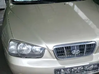 Hyundai Elantra, 2003