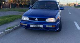 Volkswagen Golf 1993 года за 900 000 тг. в Астана