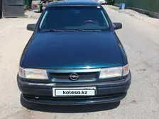 Opel Vectra, 1993