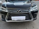 Lexus LX 570 2018 года за 47 000 000 тг. в Астана