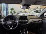 Chevrolet Onix 2025 года за 7 290 000 тг. в Караганда – фото 4