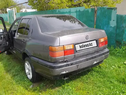Volkswagen Vento 1993 годаүшін1 000 000 тг. в Шымкент – фото 2