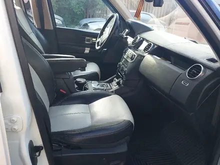 Land Rover Discovery 2015 года за 19 000 000 тг. в Алматы – фото 11