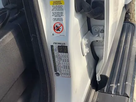 Land Rover Discovery 2015 года за 19 000 000 тг. в Алматы – фото 14
