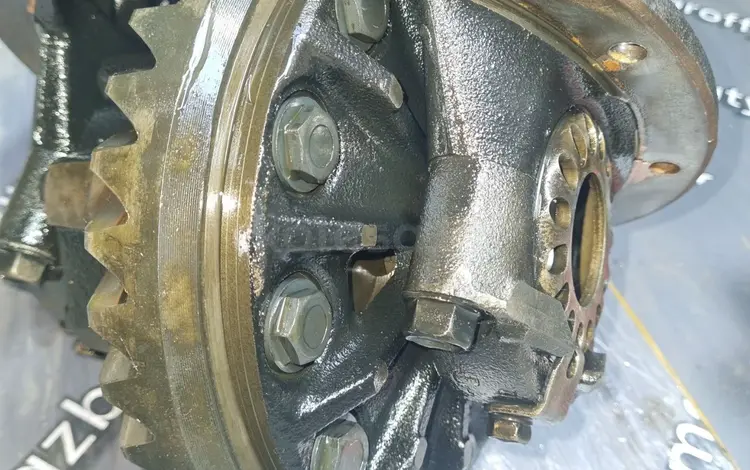 Задний редуктор Land Cruiser 100 за 350 000 тг. в Алматы