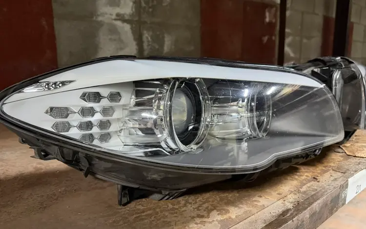 Фара BMW F10 дорестайлинг за 200 000 тг. в Алматы