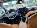 Toyota Camry 2023 года за 22 000 000 тг. в Караганда – фото 5