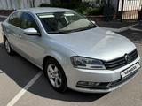 Volkswagen Passat 2011 года за 5 500 000 тг. в Астана – фото 3