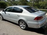Volkswagen Passat 2011 года за 5 500 000 тг. в Астана – фото 5