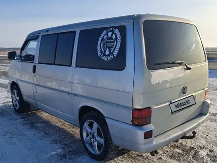 Volkswagen Multivan 2000 года за 5 000 000 тг. в Сарань – фото 6