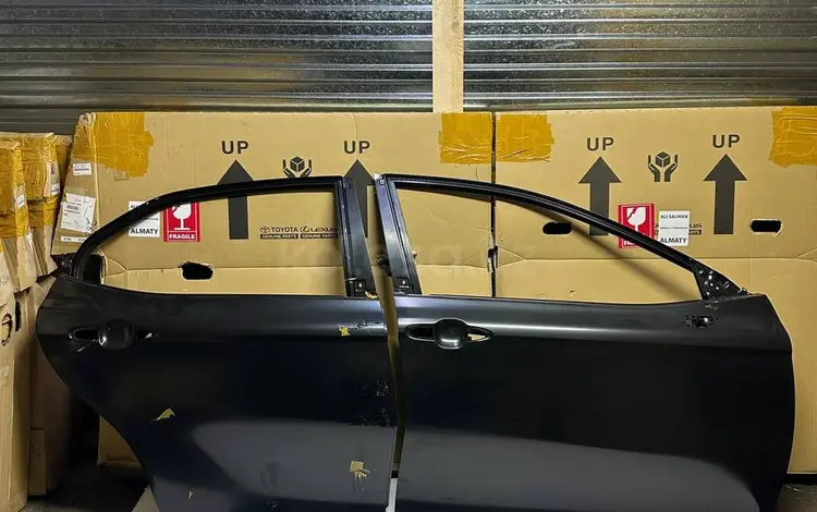 Дверь Toyota Camry 75 ORIGINAL за 290 000 тг. в Алматы