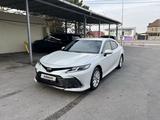 Toyota Camry 2023 годаүшін18 000 000 тг. в Шымкент – фото 2
