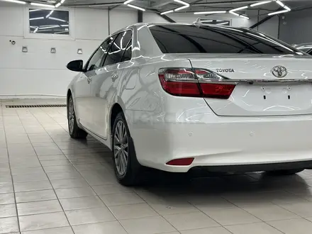 Toyota Camry 2017 года за 15 500 000 тг. в Уральск – фото 6