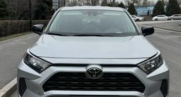 Toyota RAV4 2022 года за 18 500 000 тг. в Алматы – фото 3