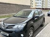 Toyota RAV4 2014 годаүшін10 600 000 тг. в Астана – фото 2