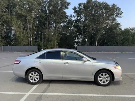Toyota Camry 2011 года за 6 600 000 тг. в Караганда – фото 3