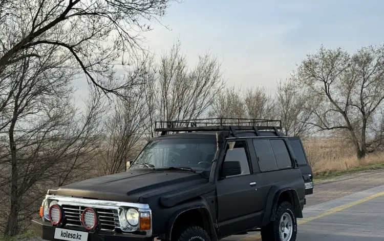 Nissan Patrol 1993 годаүшін4 000 000 тг. в Алматы