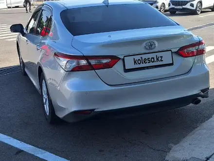 Toyota Camry 2019 года за 13 500 000 тг. в Шымкент – фото 7