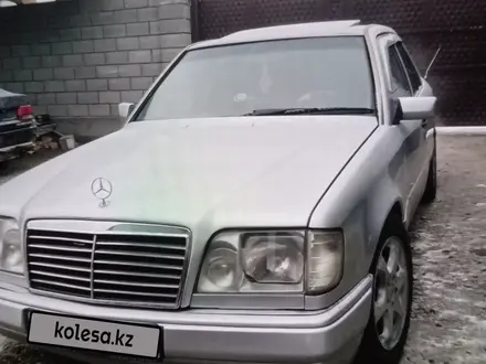 Mercedes-Benz E 280 1996 года за 2 500 000 тг. в Жаркент