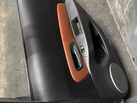 ДВЕРЬ ОРИГИНАЛ СЕДАН Chevrolet cruze за 50 000 тг. в Астана – фото 2