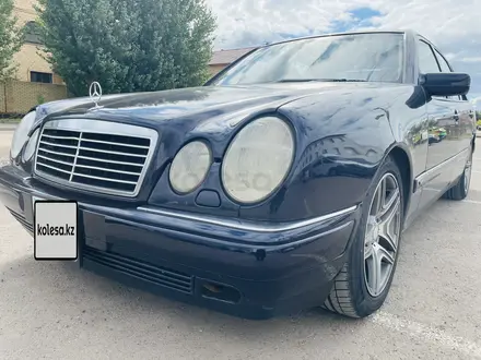 Mercedes-Benz E 320 1998 года за 3 900 000 тг. в Астана – фото 3