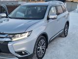 Mitsubishi Outlander 2016 годаүшін11 000 000 тг. в Кокшетау – фото 4