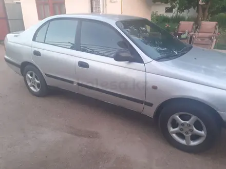 Toyota Carina E 1997 года за 2 200 000 тг. в Тараз – фото 3