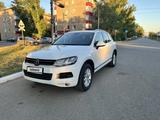 Volkswagen Touareg 2012 года за 11 000 000 тг. в Аксай – фото 3