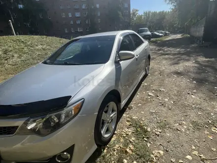 Toyota Camry 2014 года за 8 590 000 тг. в Усть-Каменогорск – фото 2