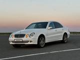 Mercedes-Benz E 500 2004 года за 4 500 000 тг. в Актобе – фото 2