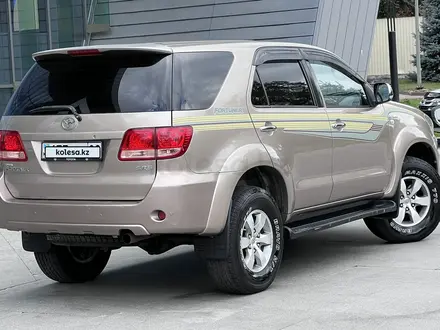 Toyota Fortuner 2007 года за 8 950 000 тг. в Алматы – фото 16