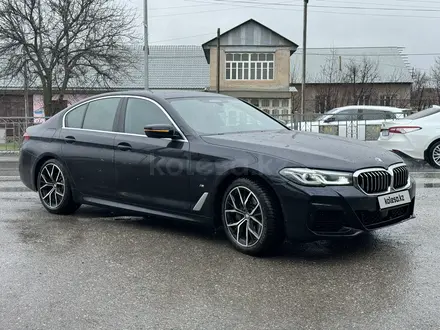 BMW 530 2022 года за 29 000 000 тг. в Шымкент