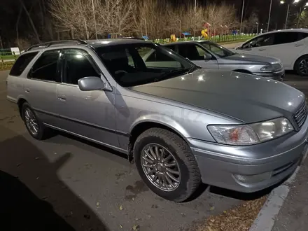 Toyota Mark II Qualis 1997 года за 4 300 000 тг. в Усть-Каменогорск