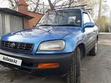 Toyota RAV4 1996 года за 2 990 000 тг. в Усть-Каменогорск – фото 3